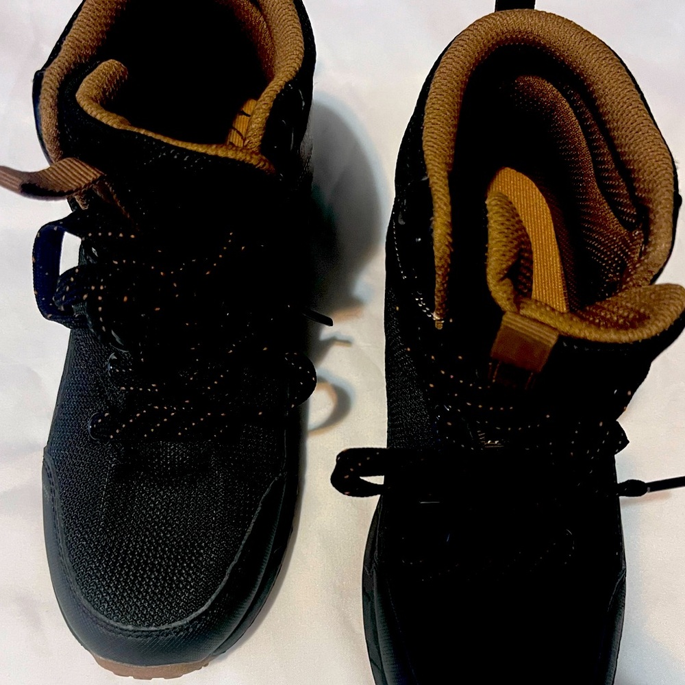 Geer’s hiking boots